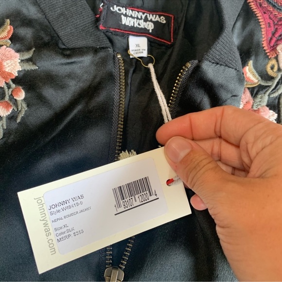 Johnny Was Nepal Bomber Silk Floral Jacket Black - Picture 11 of 13